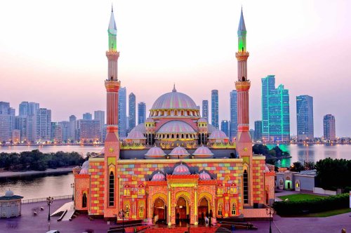 سوق عقارات الشارقة 2026: صعود قوة استثمارية عالمية